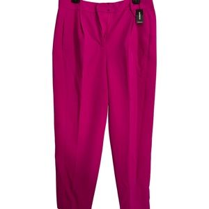 NWT Short size 8 Ankle High Rise